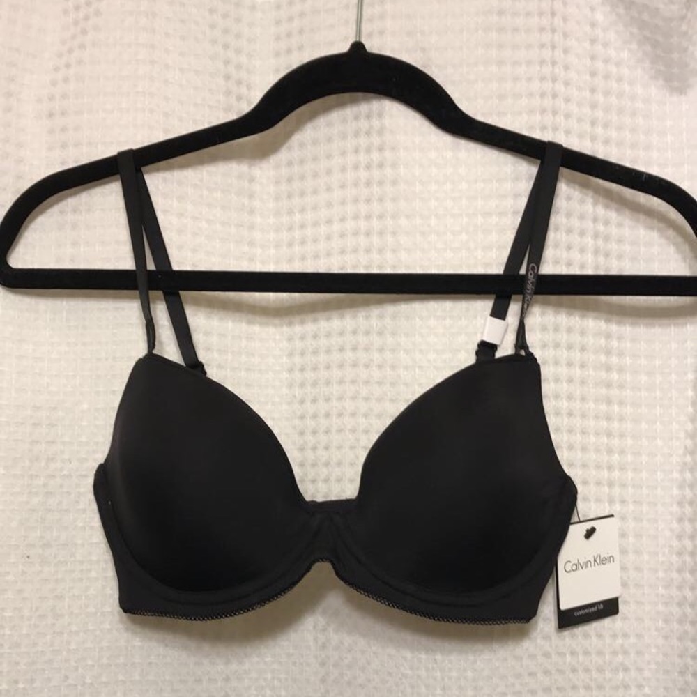 30DD/30E Calvin Klein push-up bra - NWOT